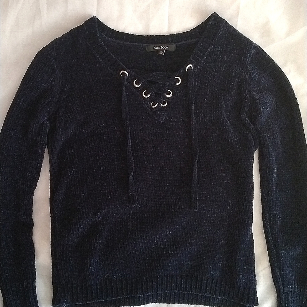 Blue Sweater - Picture 5 of 5